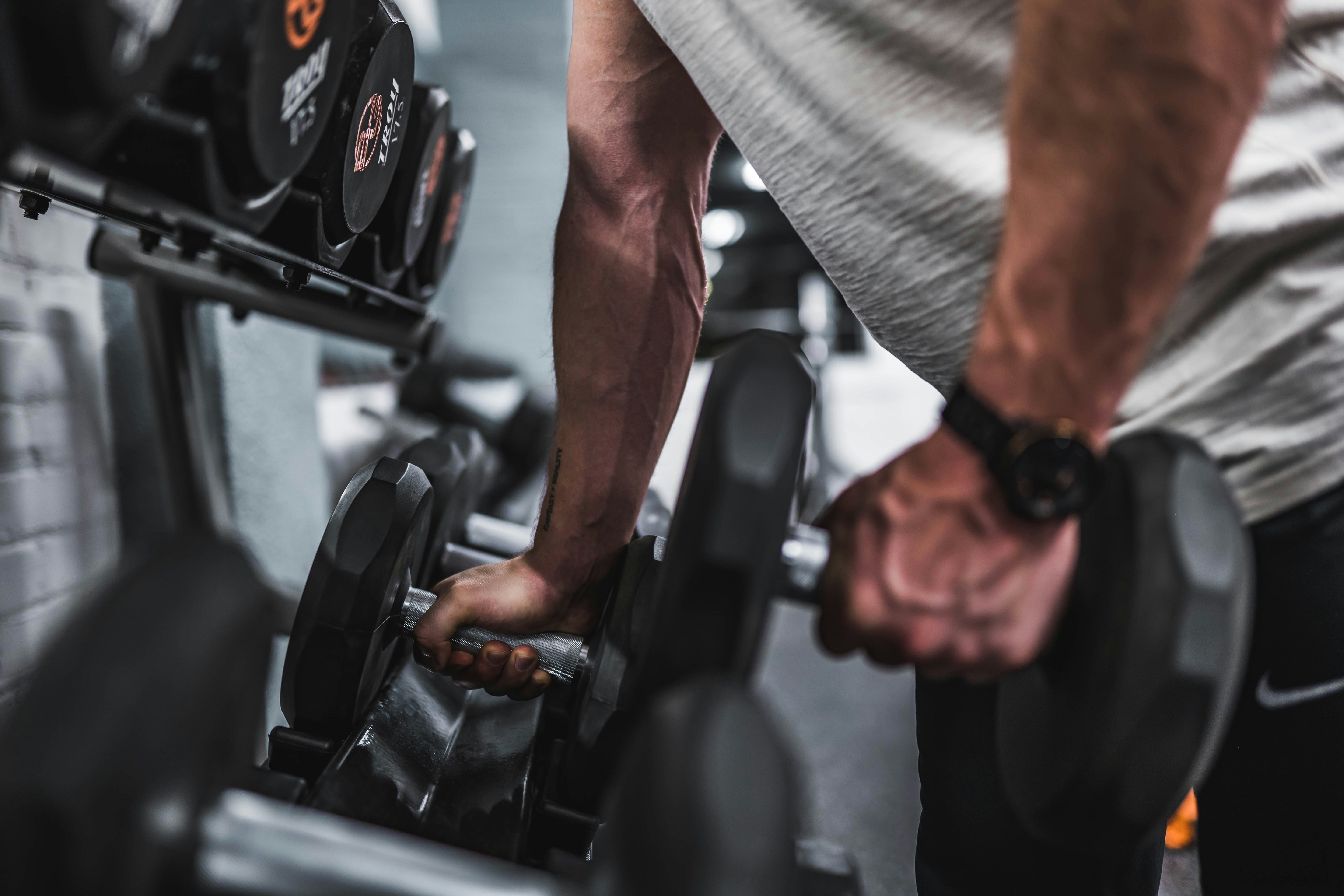 Cluster-Sätze im Krafttraining