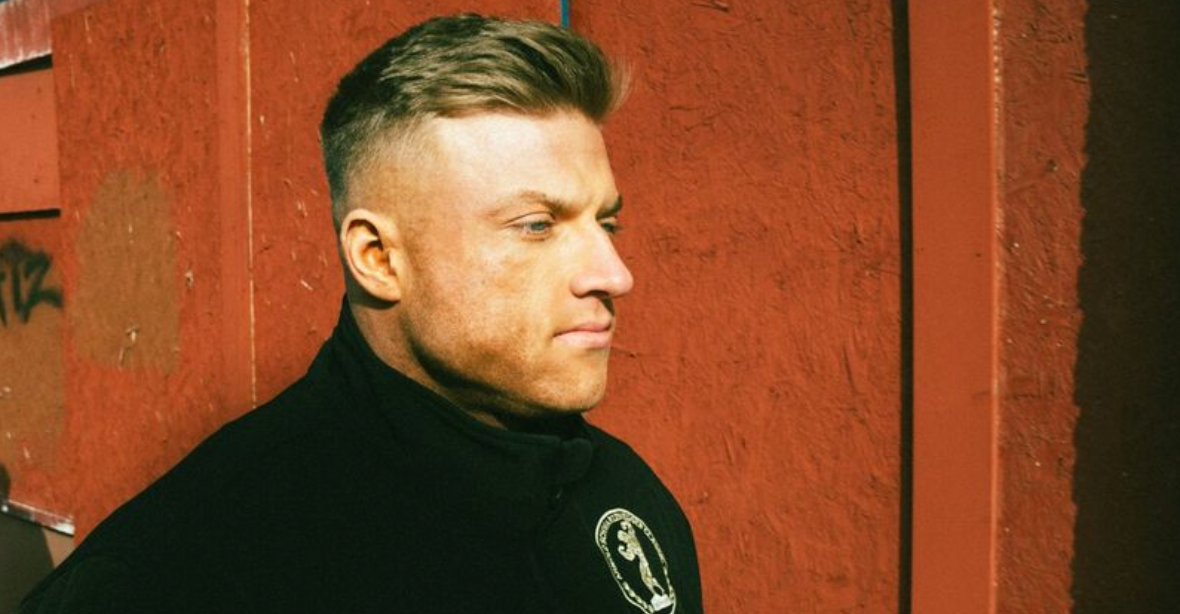 Urs Kalecinski – Bodybuilder und IFBB-Pro-Athlet, bekannt für seinen Fokus auf Muskelaufbau, Regeneration und mentale Stärke im Krafttraining und Bodybuilding.