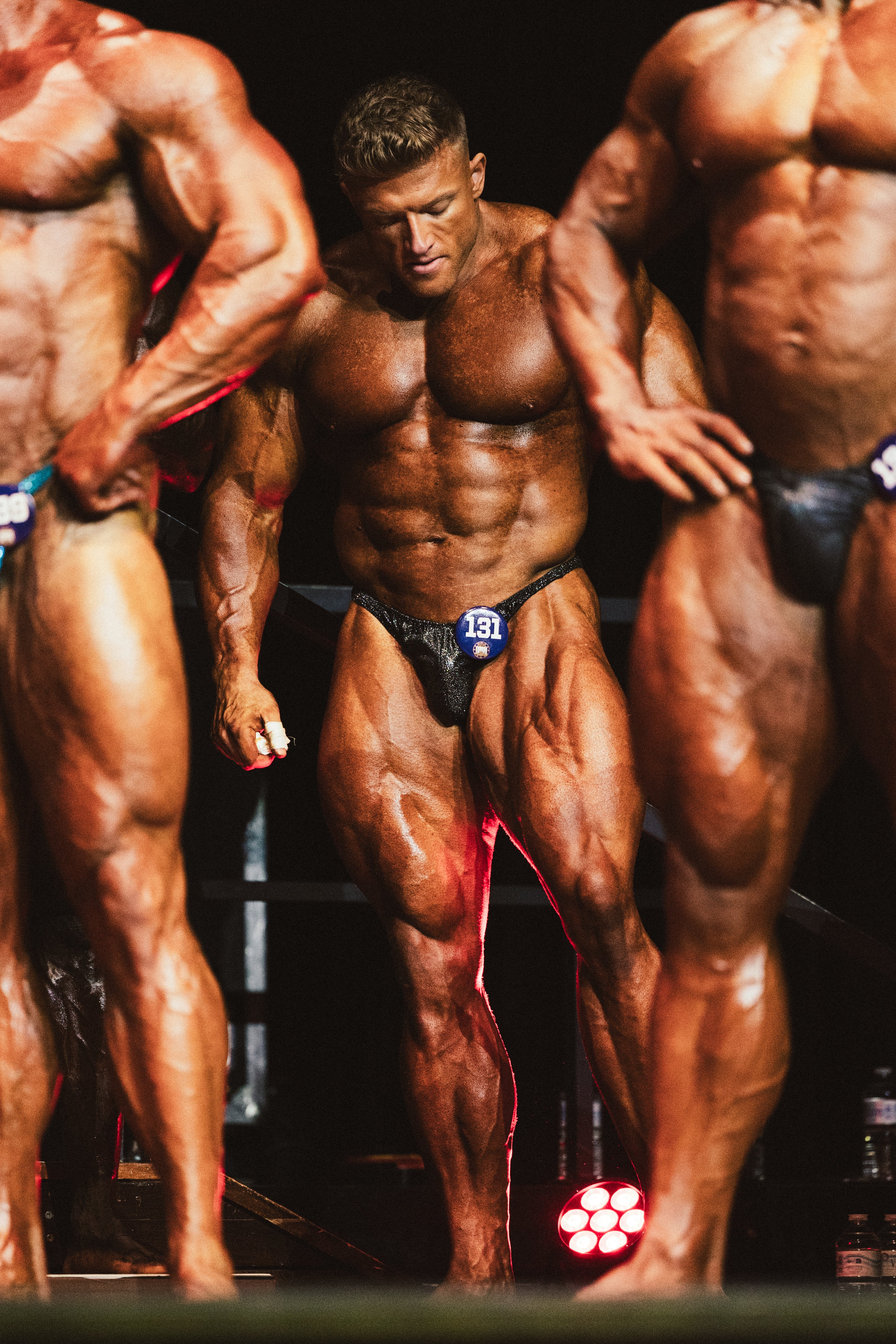 Auftritt von Urs Kalecinski auf der Bodybuilding-Bühne