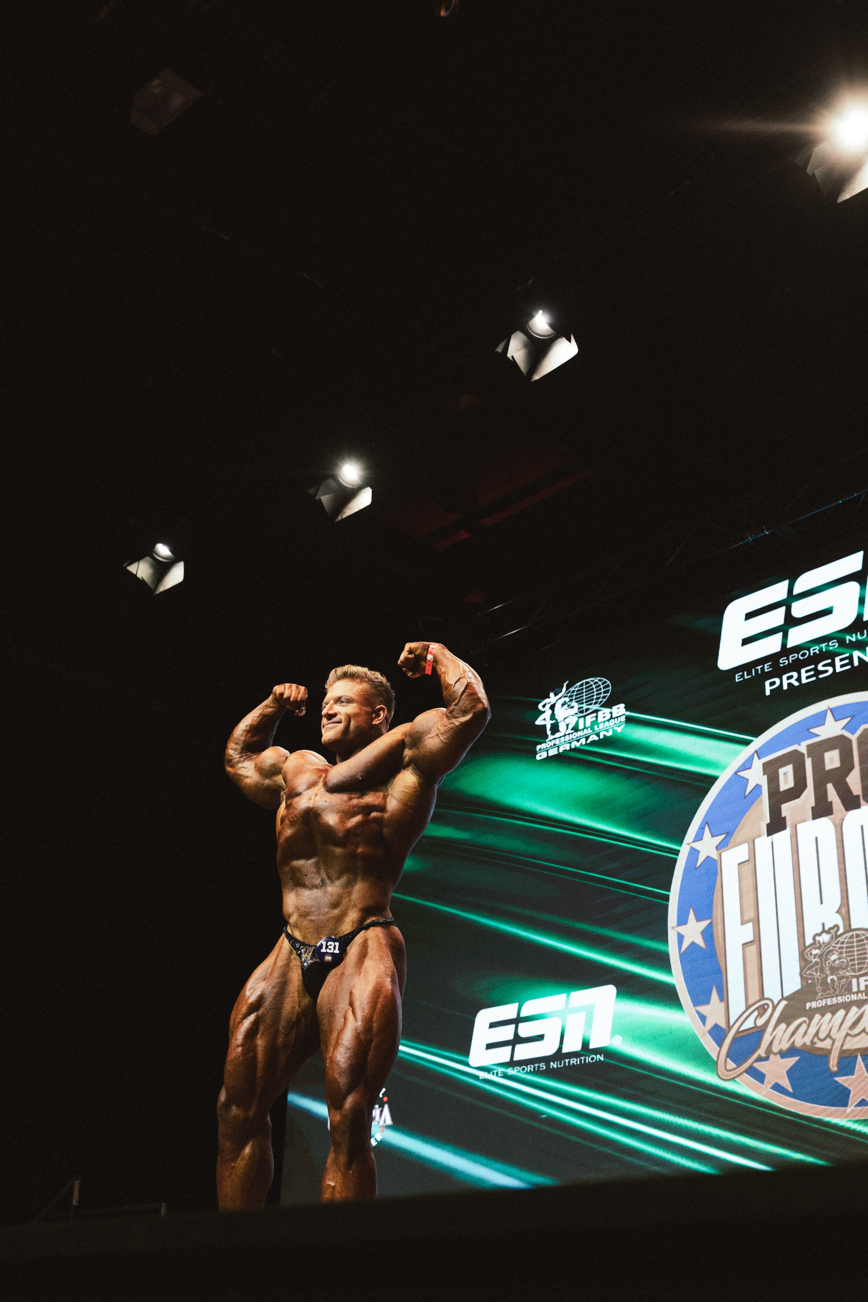 Urs Kalecinski auf der Bodybuilding-Bühne 